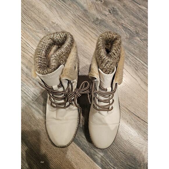 Cliffs by White Mountain Women's Hiking Style Boot, 7.5 M US,Winter White/Fabric - Picture 6 of 7